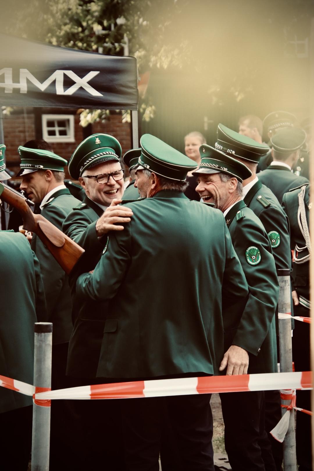 Nach über 700 Schüssen heißt der neue Schützenkönig im Niederdorf Thomas Bruns